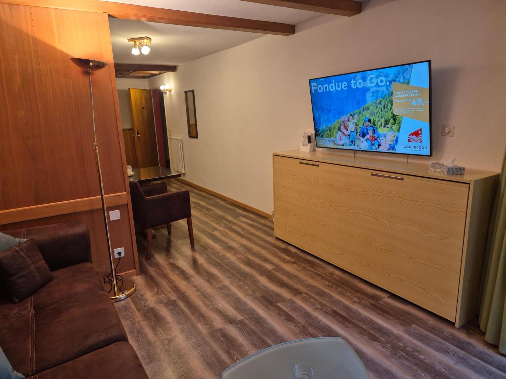 Dala Hotel & Apartments لوكباد المظهر الخارجي الصورة